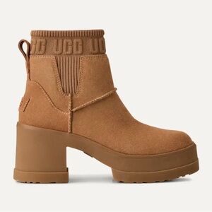 UGG Moxi Chelsea in chestnut Brand New size 7